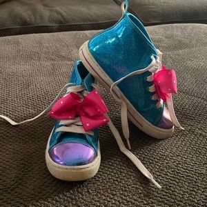 Girls JoJo Siwa shoes size 1